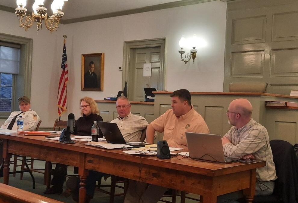 Rappahannock safety officials urge Supervisors to withdraw funding from Flint Hill fire company that’s in ‘desperate shape’