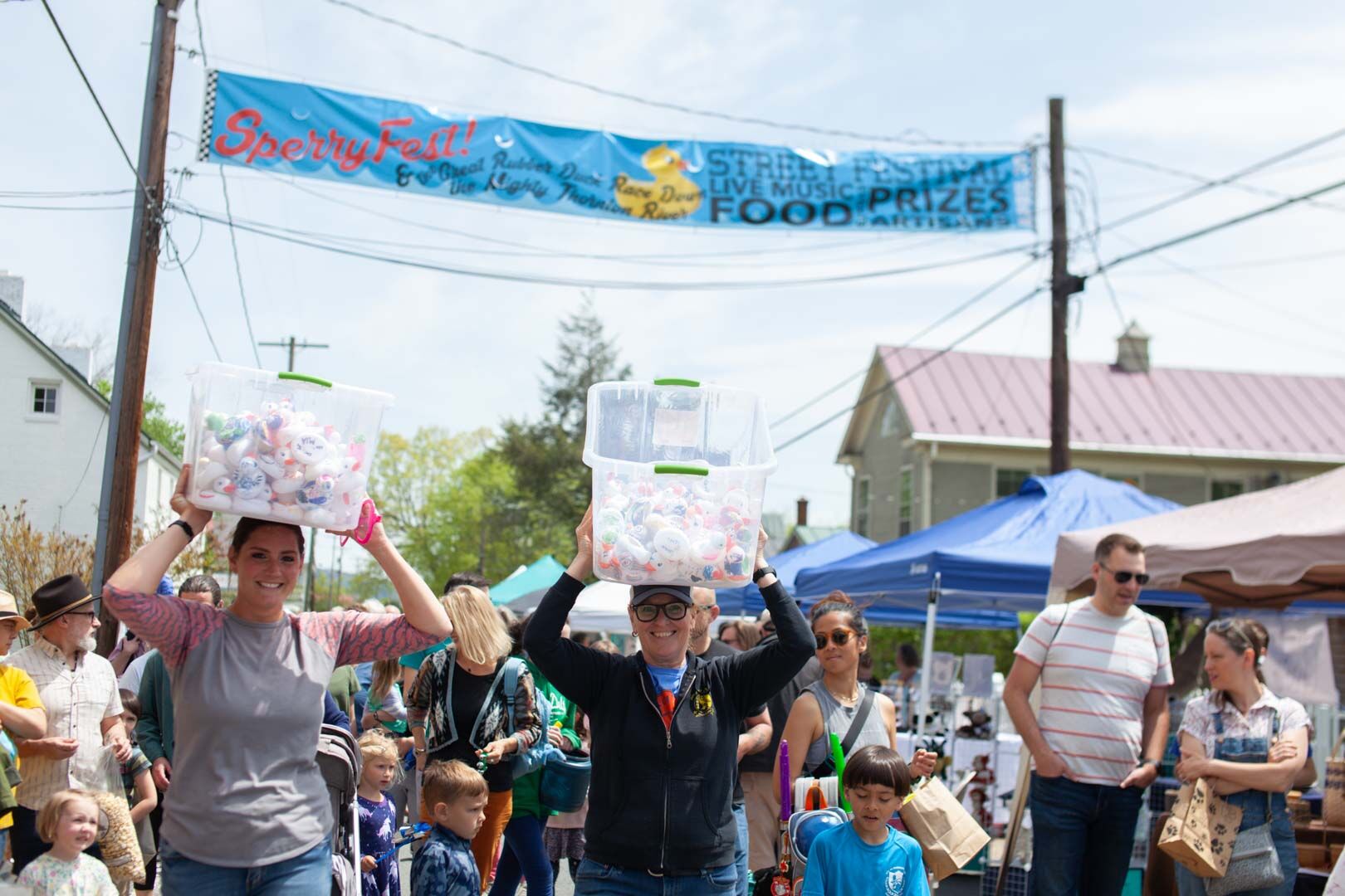 Bringing racers to the Kids Duck Dash during SperryFest 2022.