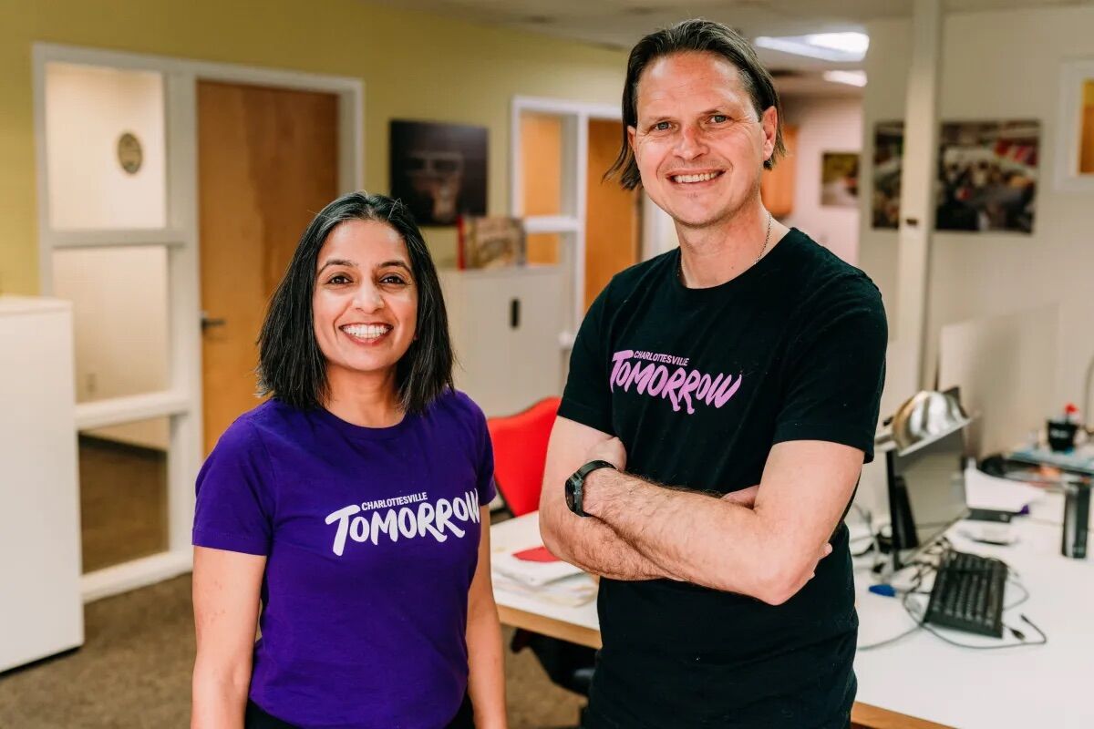 Charlottesville Tomorrow editor-in-chief Angilee Shah with her predecessor, Giles Morris.
