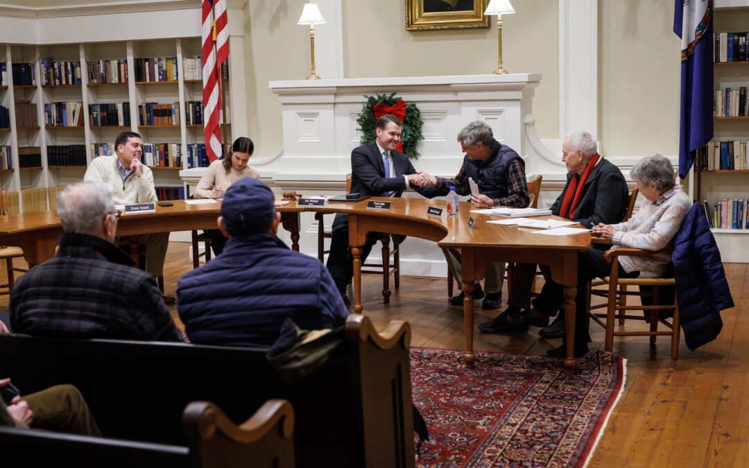 Vice Mayor Fred Catlin appointed to ARB, vacant spot opens on Town Council